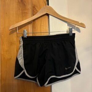 Nike shorts xs